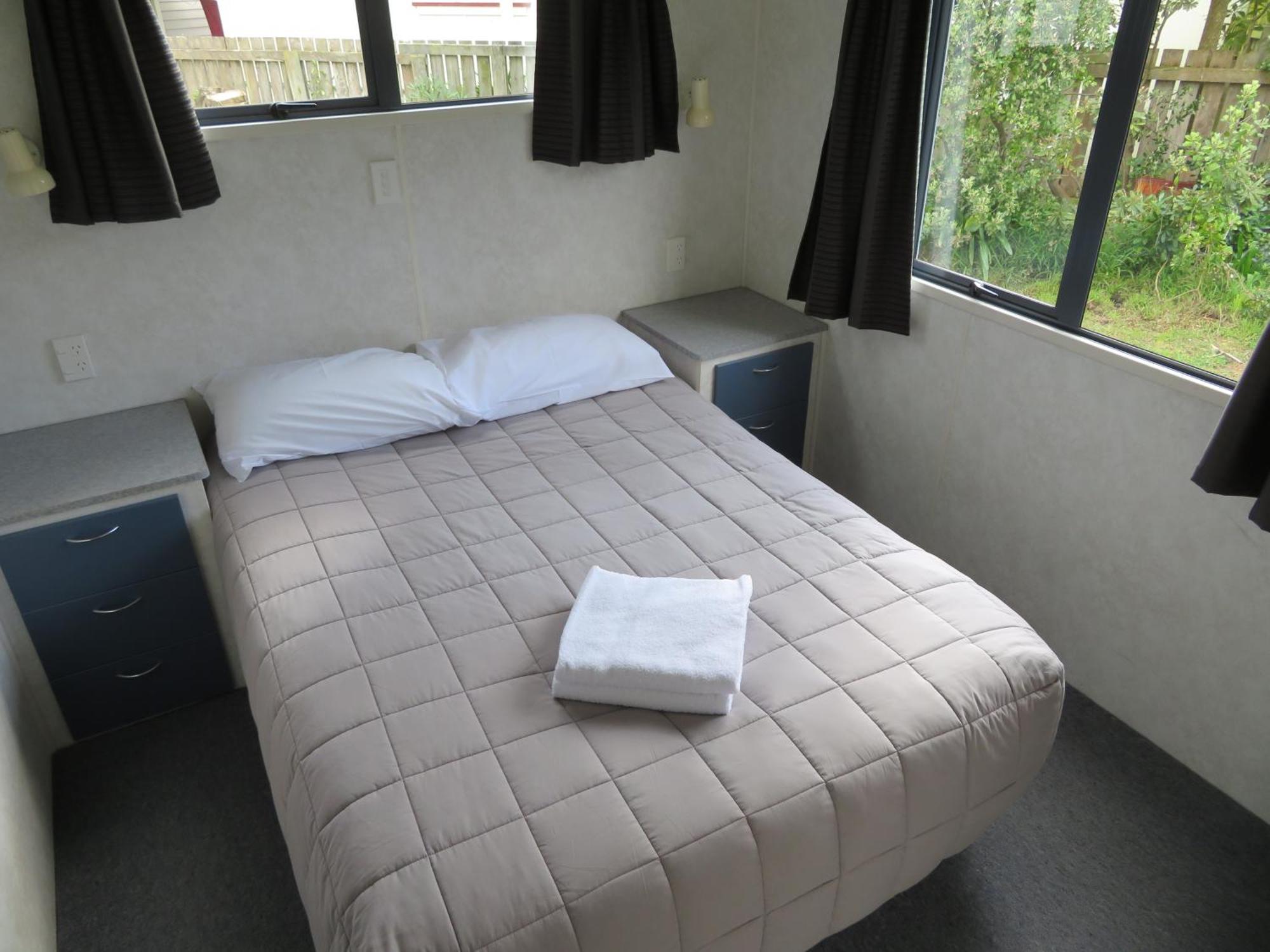 Whanganui Seaside Holiday Park Room photo
